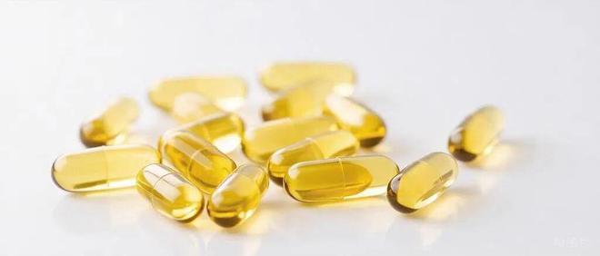 潜在用户新一代鱼油如何引领内服市场开元棋牌从中老年专属到覆盖35亿(图3)